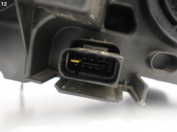 OPEL CORSA F VI (6 GENERACJA) 19-23 PHARE ORDINAIRE PHARES ANTIBROUILLARD H7 GAUCHE AVANT EUROPE