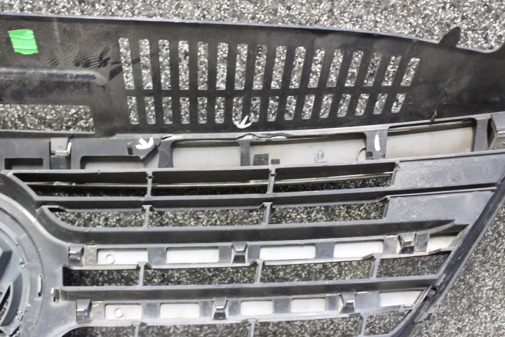 VW TIGUAN 07-11 GRILLE CALANDRE 5N0853653A