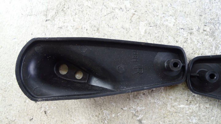 P553 KAWASAKI ZX 600 ZXR 750 SUPPORTS STELAZE CLIGNOTANTS 23051-1185