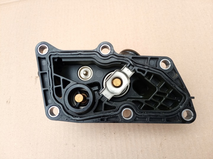 RENAULT CLIO V CAPTUR II 1.0 TCE H4DB450 CHÂSSIS THERMOSTAT 110618961R