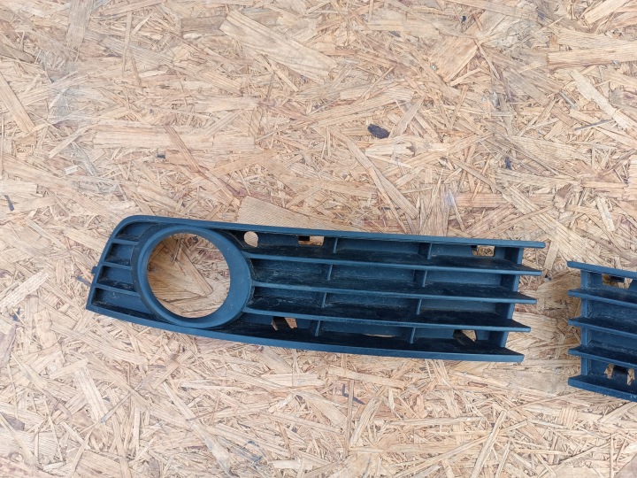 AUDI A4 B6 GRILLE CALANDRE PARE-CHOCS AVANT GAUCHE DROITE ENSEMBLE