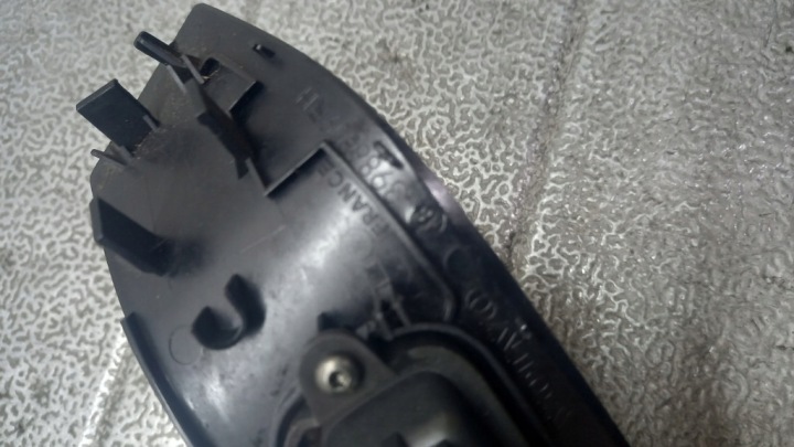 COMMUTATEUR VITRES DROIT ARRIÈRE VOLVO S60 3986809