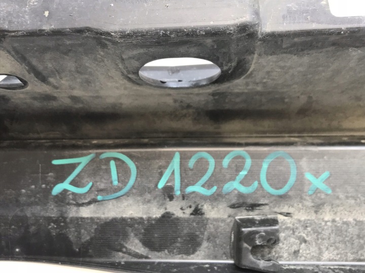 MOULURE SEUIL DROITE TOYOTA YARIS CROSS 20- XP210