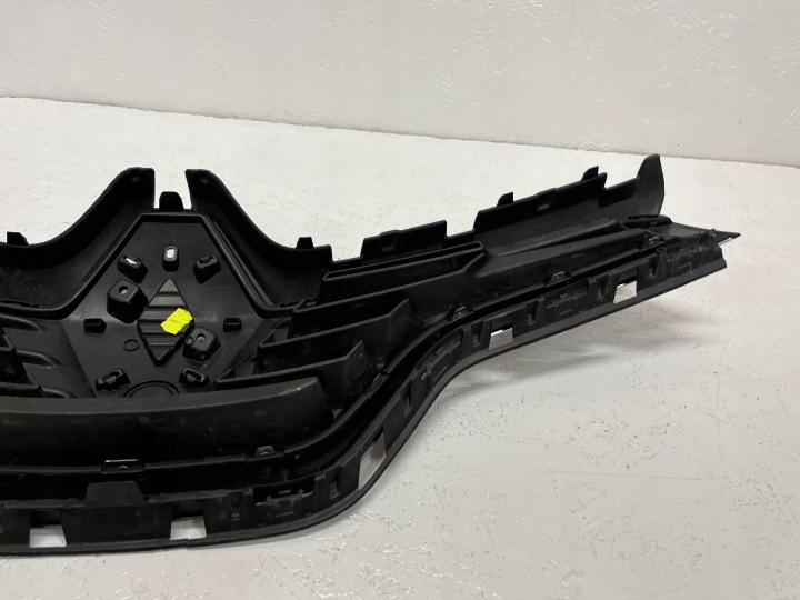 RENAULT CAPTUR CALANDRE GRILLE 623102335R ORIGINE HAUTEUR 24H TEXTURE DE WATTS