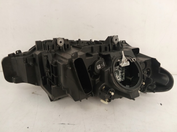 BMW 3 F30 F31 PHARE GAUCHE AVANT AVANT BI-XENON ROTATIF 2011-