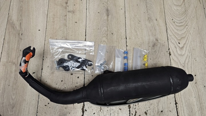 SILENCIEUX SPORTIF LEOVINCE SITO 0702 APRILIA SONIC 50 GP