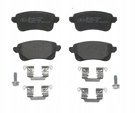 PLAQUETTES FREIN ARRIÈRE P68064 BREMBO