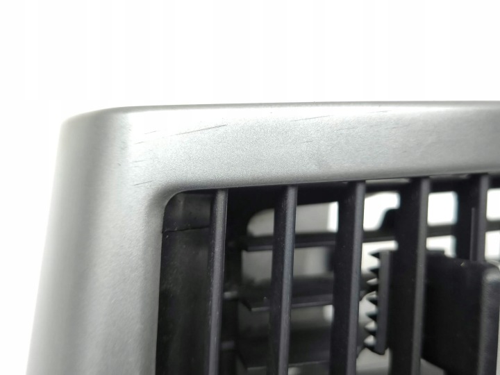 MITSUBISHI OUTLANDER 2008 GAUCHE CÔTÉ GRILLES CONDUIT D'AIR