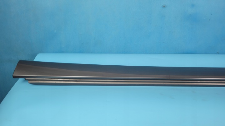 MERCEDES W177 A200 20R MOULURE SEUIL GAUCHE A1776908600