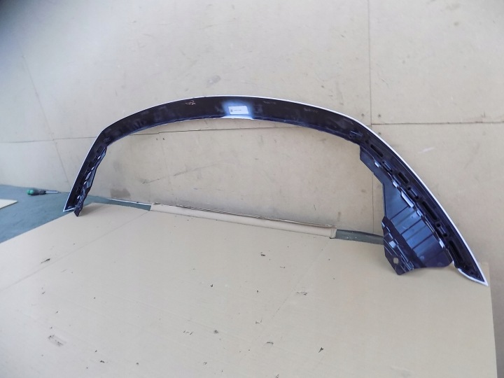 MERCEDES EQA W243 MOULURE PARE-CHOCS AVANT GRILLE CALANDRE A2438852001