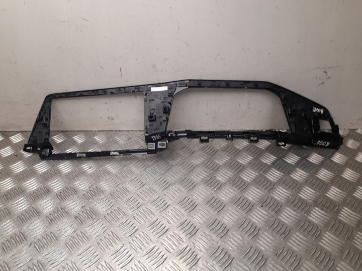 PROTECTION VOLKSWAGEN GOLF VIII VARIANT CG5 2021 TABLEAU DE BORD MULTIMÉDIA