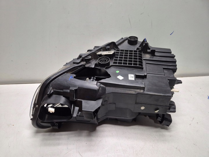 BMW X1 F48 15-19 ENDOMMAGÉE PHARE GAUCHE AVANT PROJECTEUR COMPLET LED 7495003-06