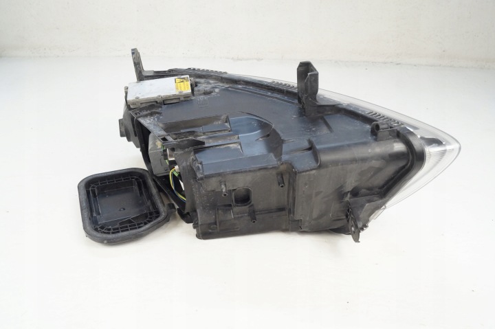 AUDI A6 C6 PHARE AVANT AVANT DROITE BI XÉNON 1EL008 881-42