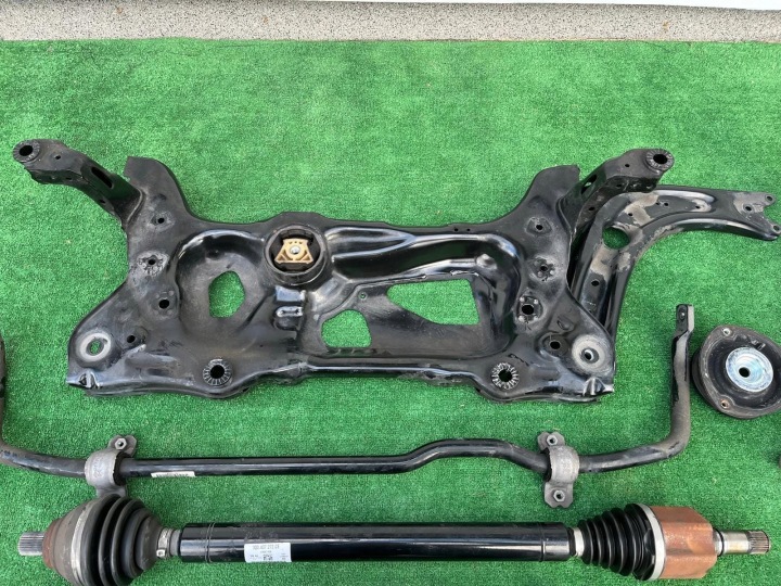 ROTULE DE DIRECTION AMORTISSEUR BARRE DE LIAISON SKODA KODIAQ VW VAG 5Q0407258B 5QF412022GC OE