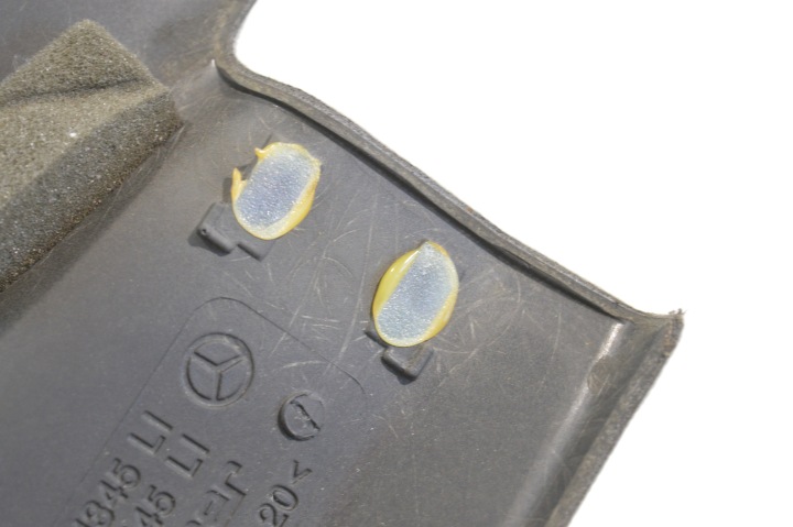PROTECTION MONTANTS C GAUCHE ARRIÈRE MERCEDES R230 SL AMG 2307901345