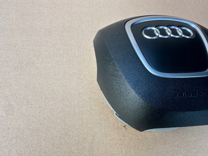 AUDI A6 C6 COUSSIN CONDUCTEUR NOIRE 4F0880201AA