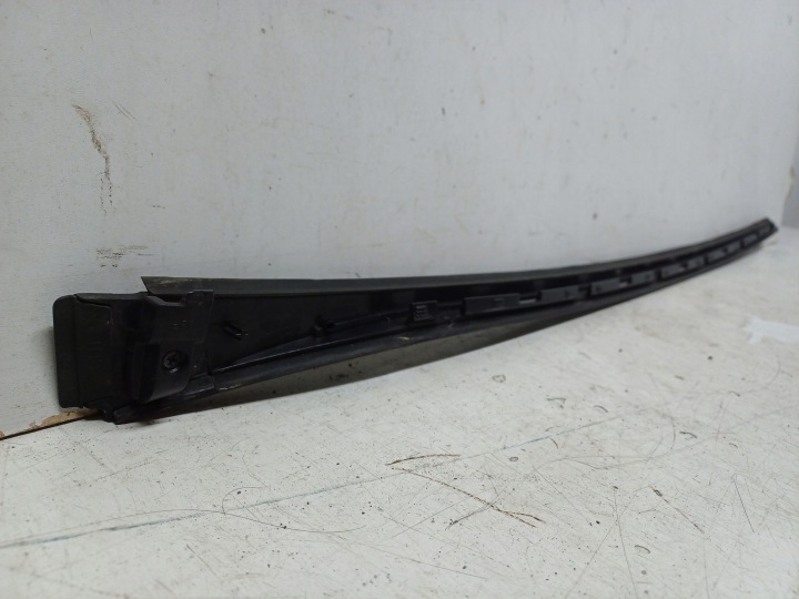 KIA PRO CEED 3 III 18- MOULURE PARE-BRISE DROITE 86132J7700