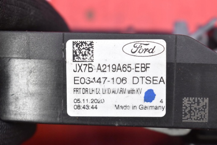 POIGNÉE GAUCHE AVANT AVANT AGATE NOIR JX7B-A224A37-GD FORD FOCUS MK4 18-21