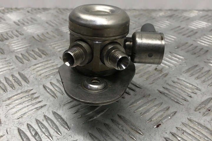 POMPE CARBURANTS BMW 3 TOURING (F31) 7584461 2.0L GASOLINE 2013