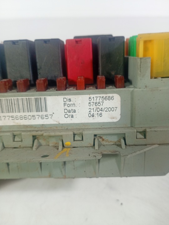 FIAT BRAVO 2 II 07-14 BOÎTE FUSIBLES OE 51775686