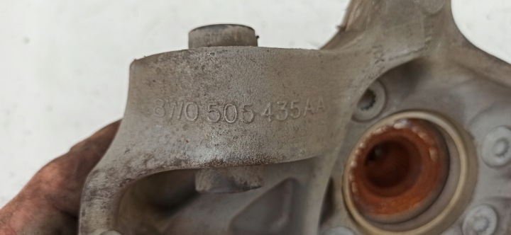 AUDI A4 B9 4X4 ROTULE DE DIRECTION MOYEU GAUCHE ARRIÈRE 8W0505435