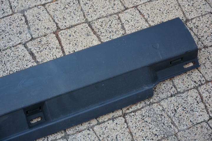 MOULURE SEUIL VW PASSAT B7 3AF853855A 3AF853856A