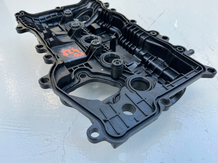 KIA PRO CEED 3 III 18R- 1.5 T-GDI COUVERCLE DE SOUPAPES 22400-08610