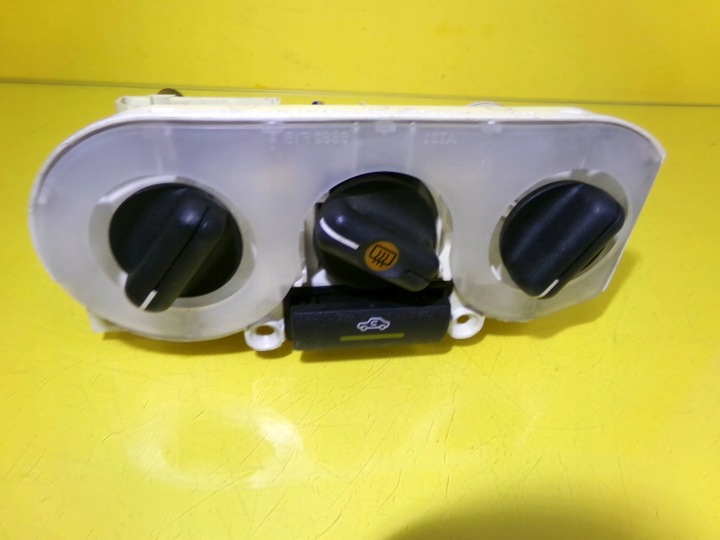 PANNEAU COMMANDE CONDUIT D'AIR OPEL ASTRA I F 90360130 NR1177