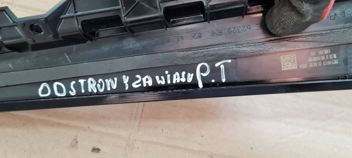 JEEP GRAND CHEROKEE WL 2022 MOULURE REVÊTEMENT VITRES PORTES DROITE ARRIÈRE