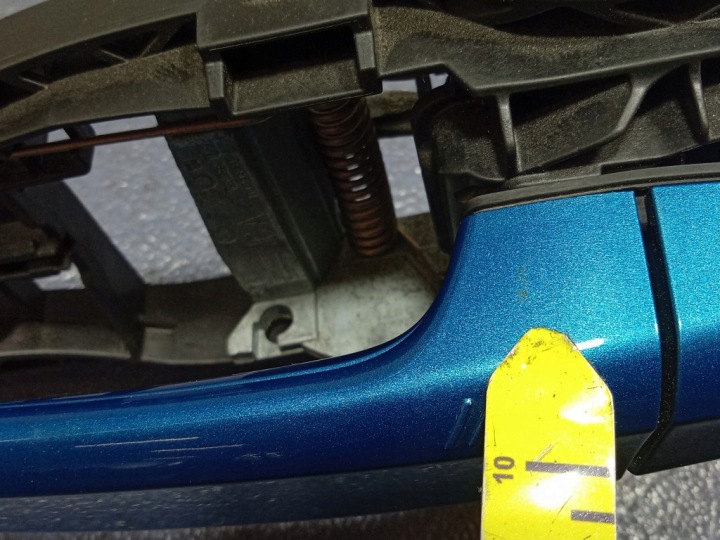 BMW X5 F15 F85 POIGNÉE AVANT GAUCHE AVANT LED C16 7304803