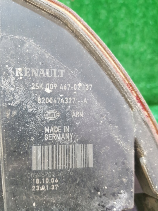 PHARE DROITE ARRIÈRE LIFT RENAULT SCENIC 2 8200474327A