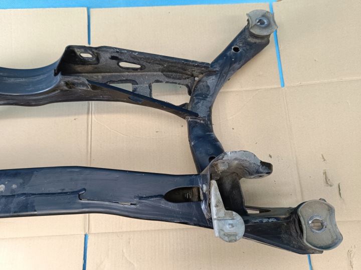 VW TIGUAN II 2 LIFT 1,5 TSI 110KW 2022 R POUTRE CHÂSSIS CHÂSSIS ARRIÈRE 3Q0505235AH