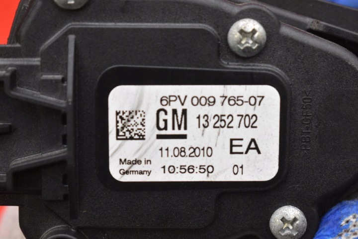 POTENTIOMÈTRE PÉDALE GAZ 13252702 OPEL ASTRA 4 IV J 1.7 CDTI 110 KM 09-12