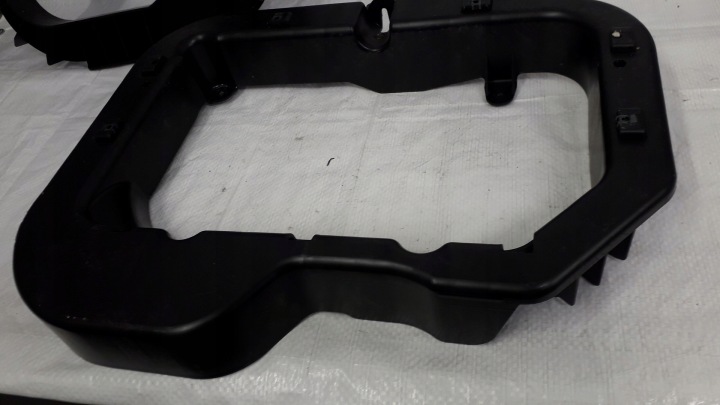 VW TOURAN CHÂSSIS BOÎTE À GANTS PLANCHERS 1T0864134C DROIT