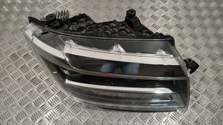 VW CRAFTER II MAN TGE 7C 16-25 7C1941036 COMPLET LED ORIGINAL EUROPE EN BON ÉTAT