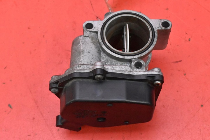 PAPILLON DES GAZ 03L128063Q VW GOLF 6 VI 1.6 TDI 105 KM 08-15