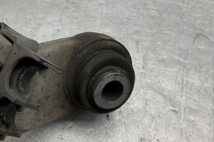 BRAS DE SUSPENSION ARRIÈRE DROIT BMW 7 (F01, F02) 6782132 4.4L GASOLINE 2010