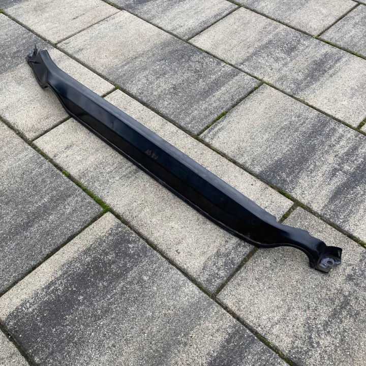 AUDI A3 8V 2012 RAINURE PLASTIQUE 8V0806239B 8V0819142