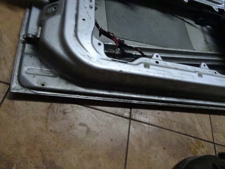 FABIA I 1.2B 03' HAYON PORTES DROIT AVANT