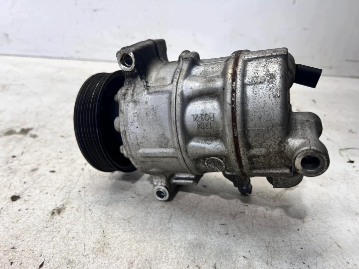 COMPRESSEUR COMPRESSEUR DE CLIMATISATION AUDI A3 8V 5Q0816803K 1/26
