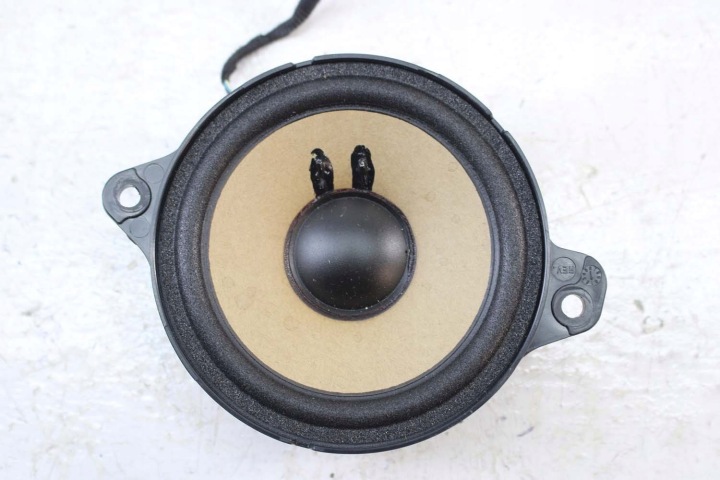 AUDI A4 BERLINE HAUT-PARLEURS SONORISATION 8W5035412 8W5035411 8W0035415 8W0035454