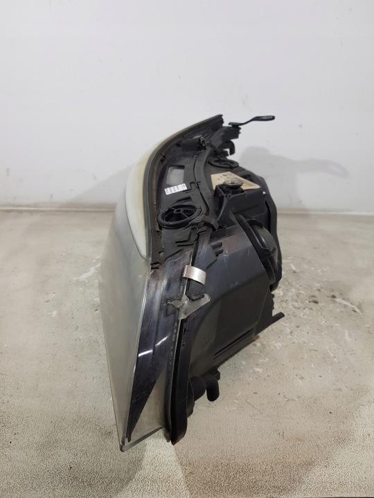 PHARE DROITE DROIT AVANT 7044672 BMW E60 E61 LCI EUROPE BI XÉNON DIRECTIONNELLE