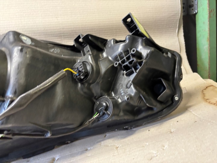 NISSAN MICRA K14 PHARE GAUCHE AVANT PROJECTEUR GAUCHE AVANT 100-18728 EUROPE