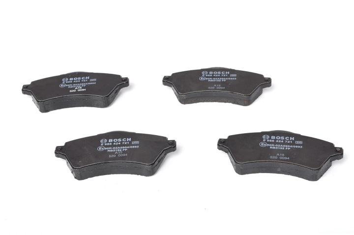 KIT ENSEMBLE PLAQUETTES FREINS [BOSCH]