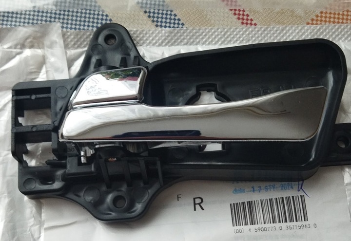 HANDLE DOOR INTERIOR LEFT DO HYUNDAI I30 07-12 