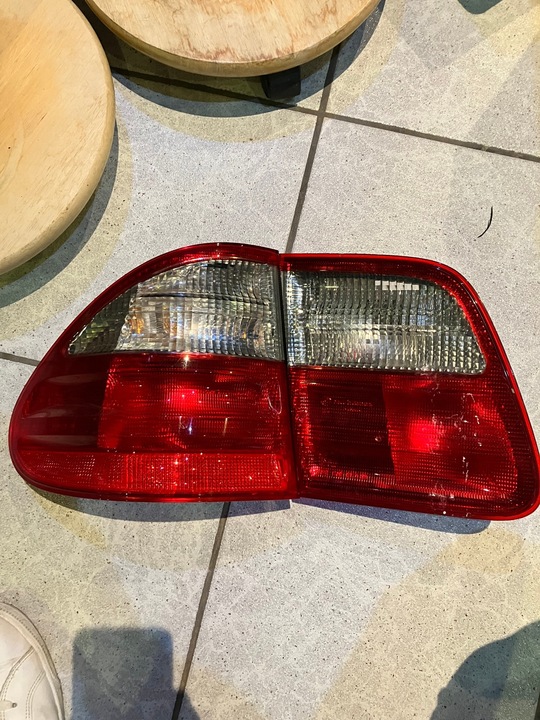 LEFT LAMP REAR MERCEDES W210 FACELIFT SET 