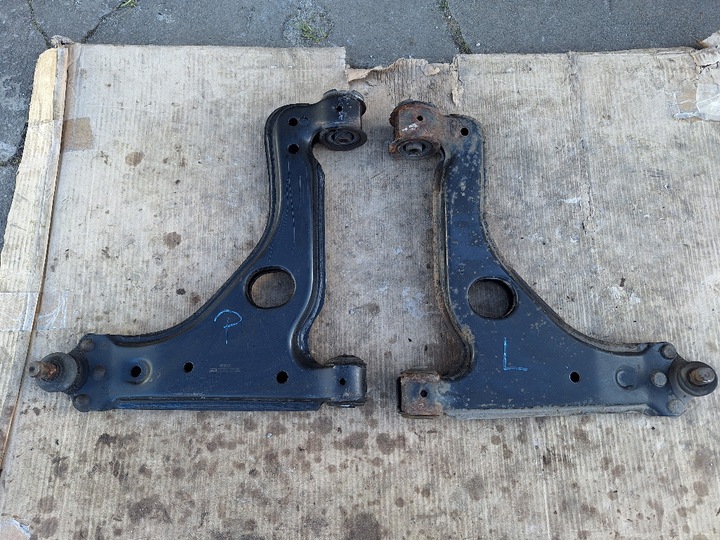 SWINGARM OPEL ASTRA H FRONT LEFT RIGHT 