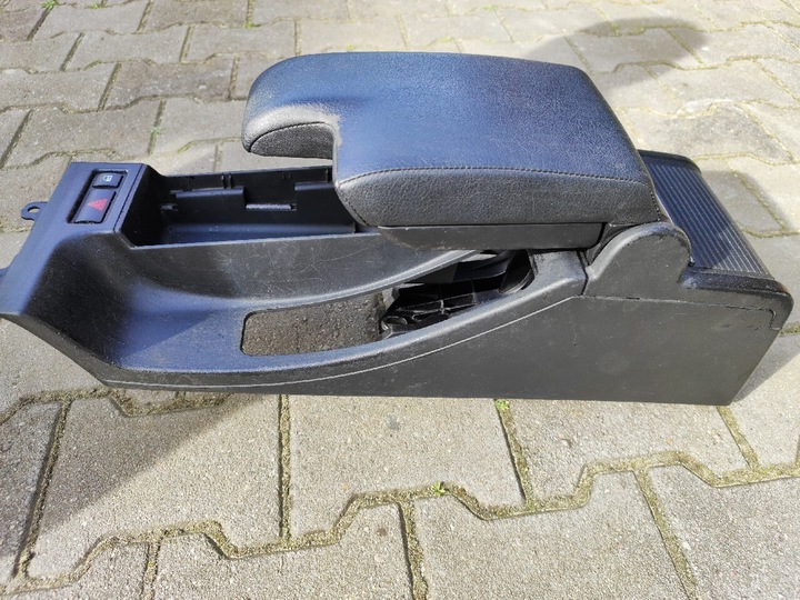 ARMREST Z TUNELEM BMW E46 SEDAN 