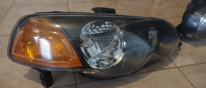 LAMP FRONT L+P HONDA HRV 1 99-2006 