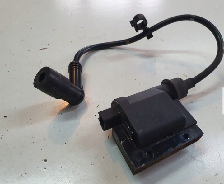 Peugeot Satelis 125 Ignition coil and Spike